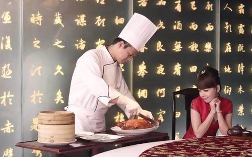 小刚和豆腐爆料视频播放,揭秘幕后真相，引发网友热议