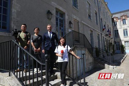 舟山网红爆料新闻事件视频,最新新闻事件视频揭秘 第2张 舟山网红爆料新闻事件视频,最新新闻事件视频揭秘 第2张